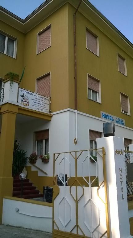 Hotel Villa Moderna Parma Exterior photo